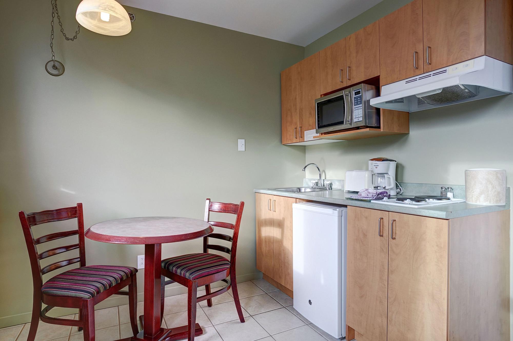 Hotel Les Suites Labelle Montreal Bagian luar foto