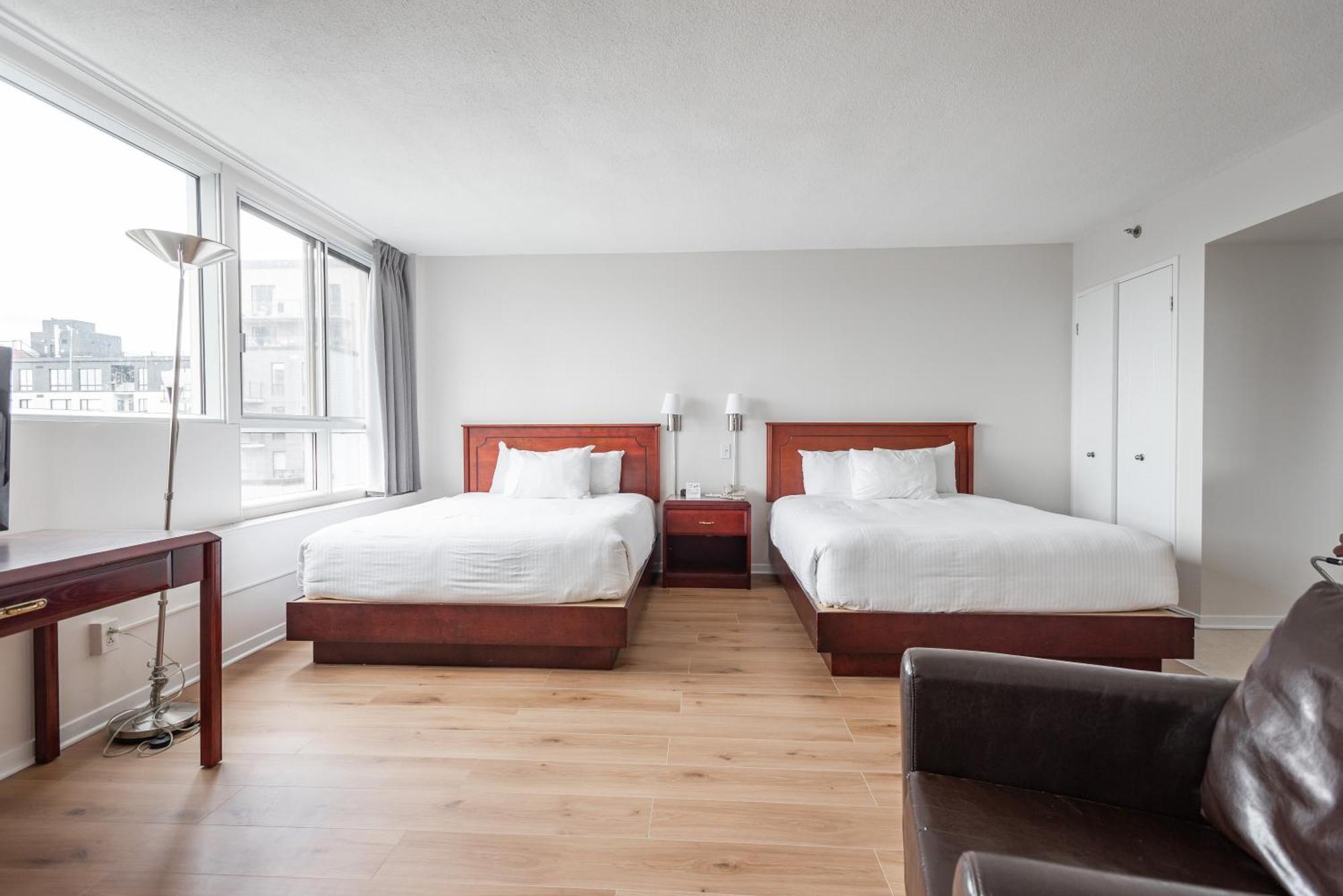 Hotel Les Suites Labelle Montreal Bagian luar foto