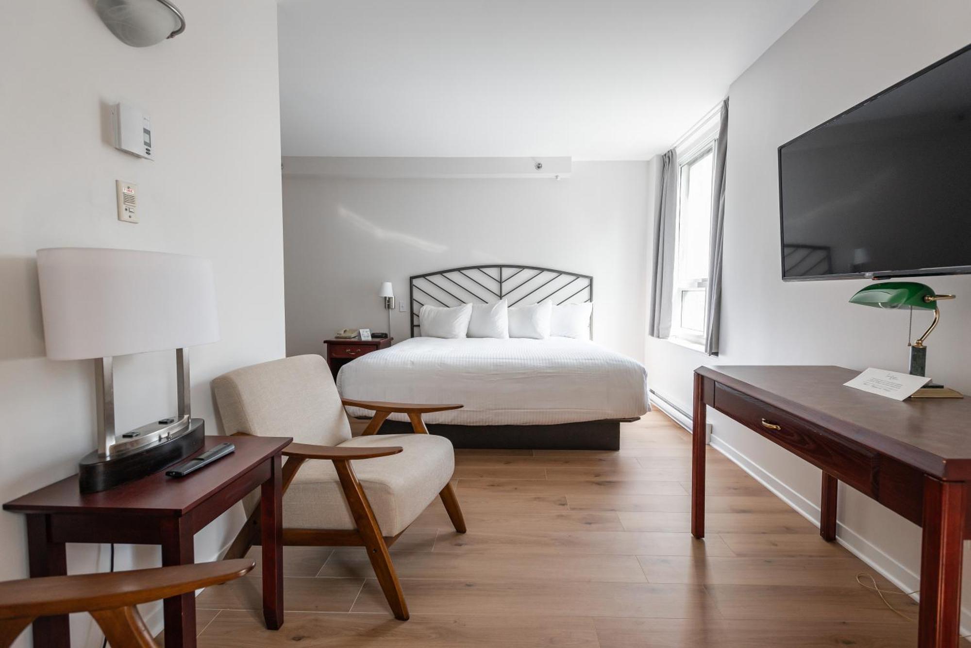 Hotel Les Suites Labelle Montreal Bagian luar foto